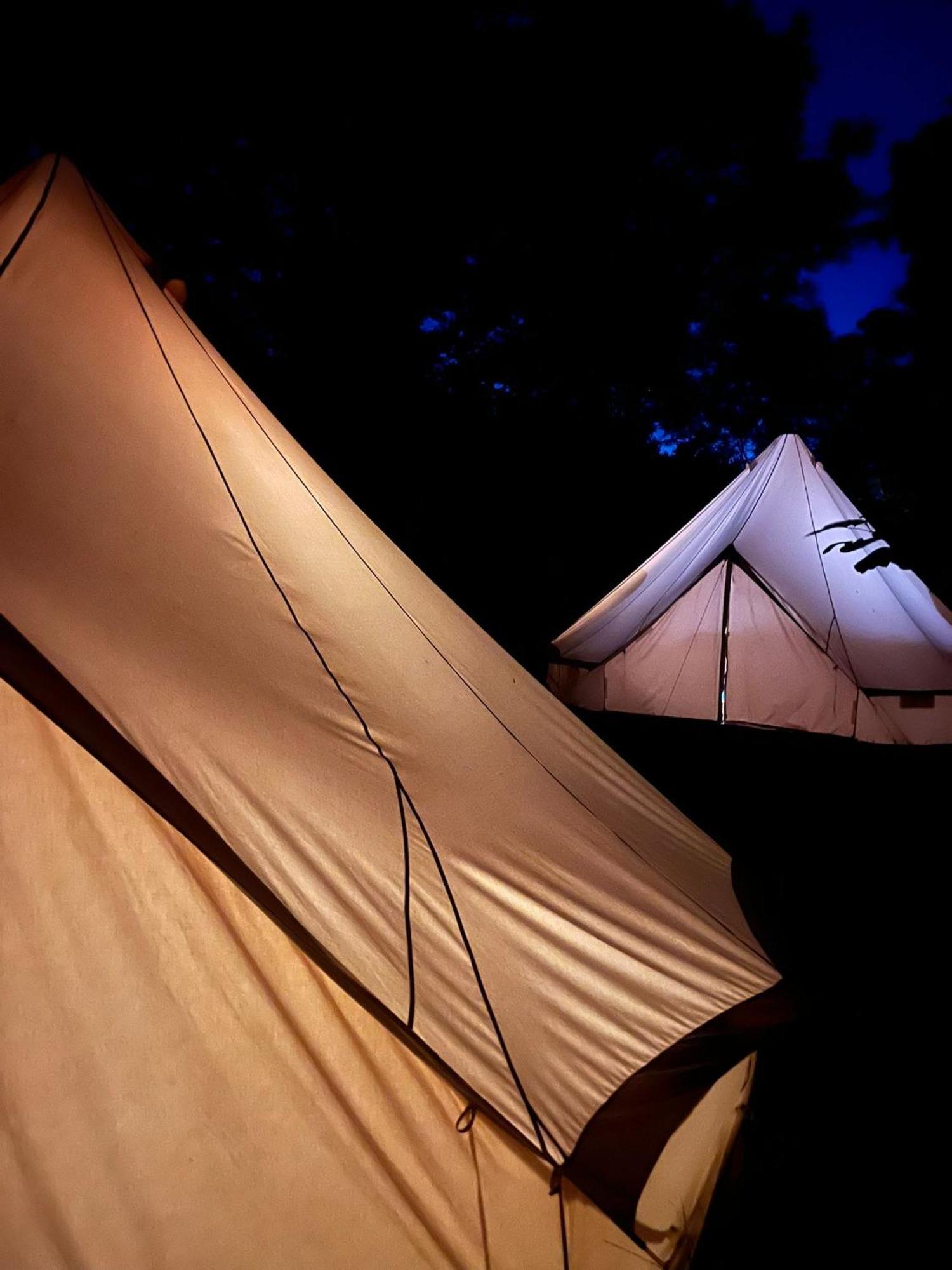 Le Travers Ajoux - Camping Gite Evenement Екстериор снимка