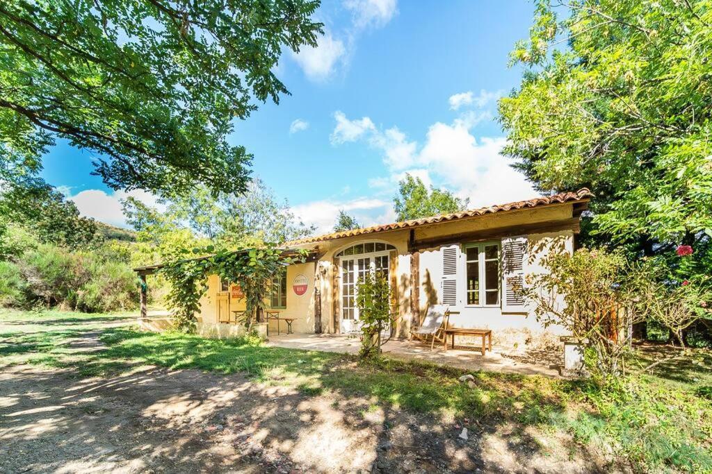 Le Travers Ajoux - Camping Gite Evenement Екстериор снимка